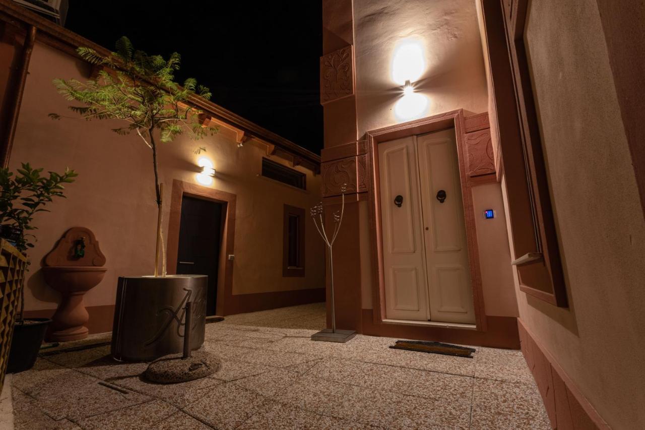 Maison Belle Époque&suites Oristano Extérieur photo