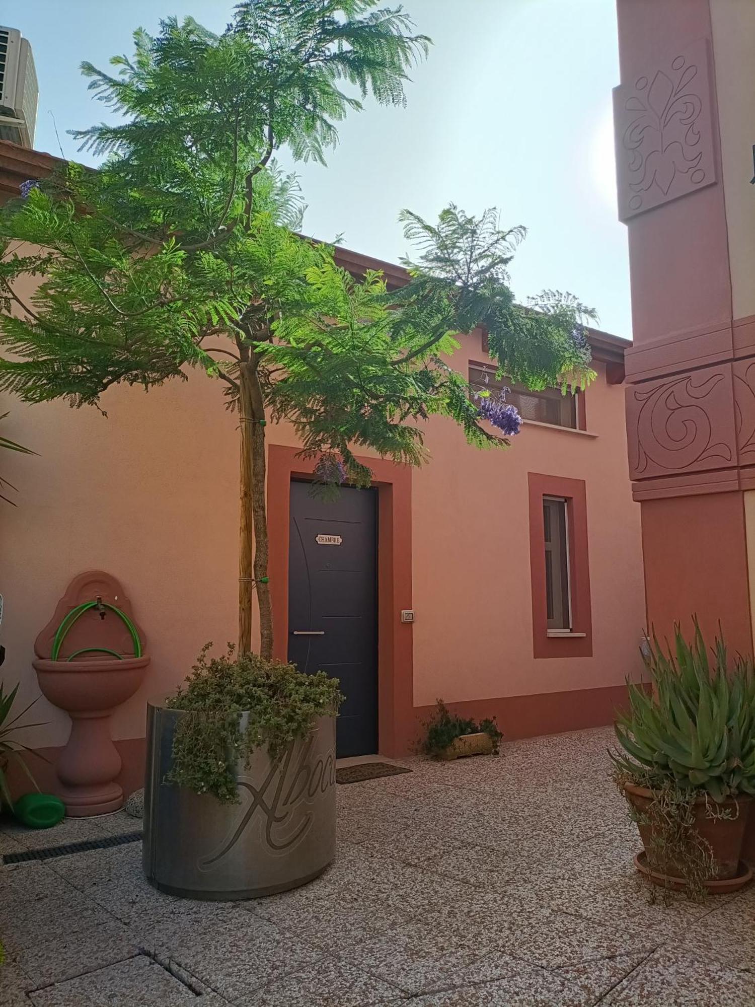 Maison Belle Époque&suites Oristano Chambre photo